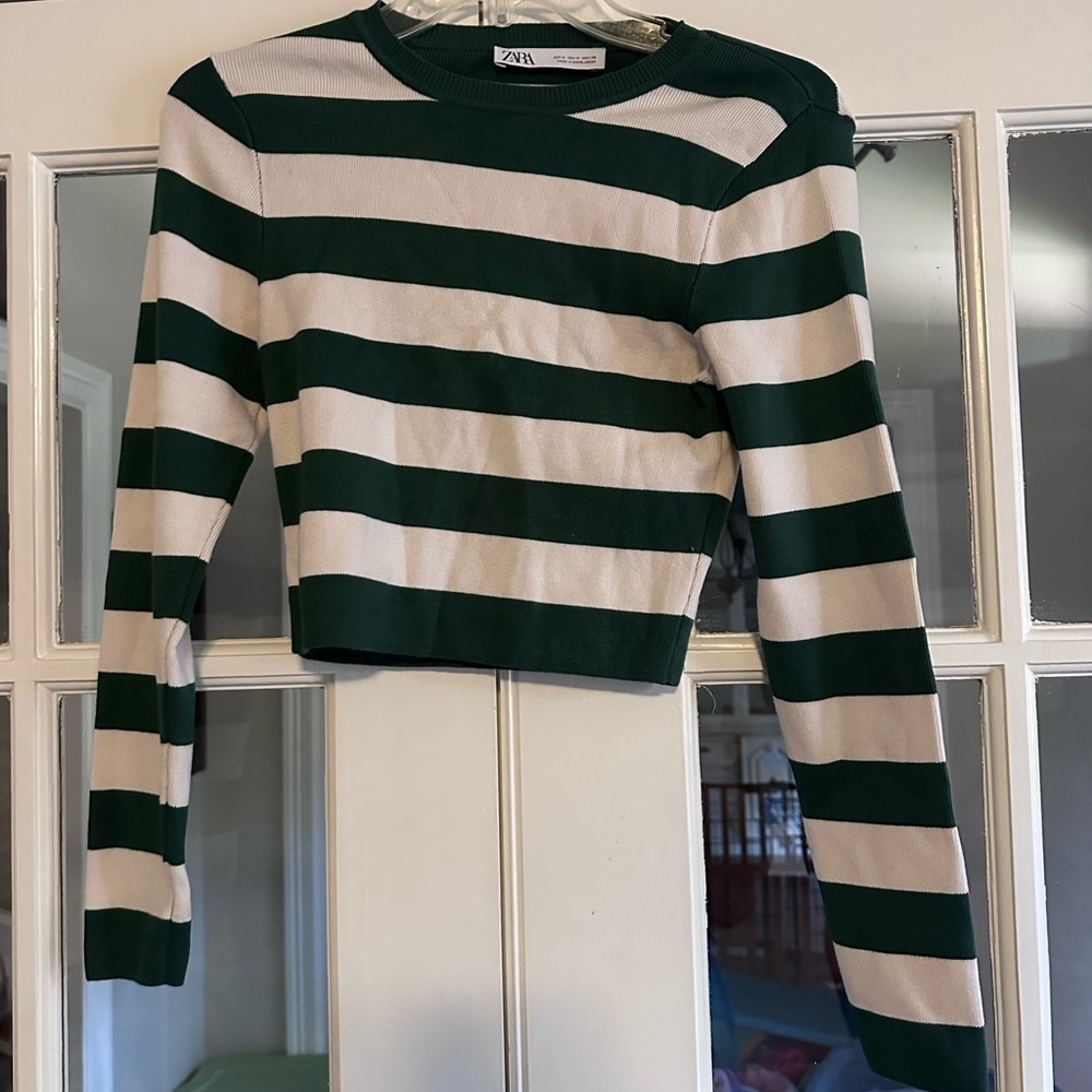 Zara Green and White Striped Crew Neck Crop Sweater